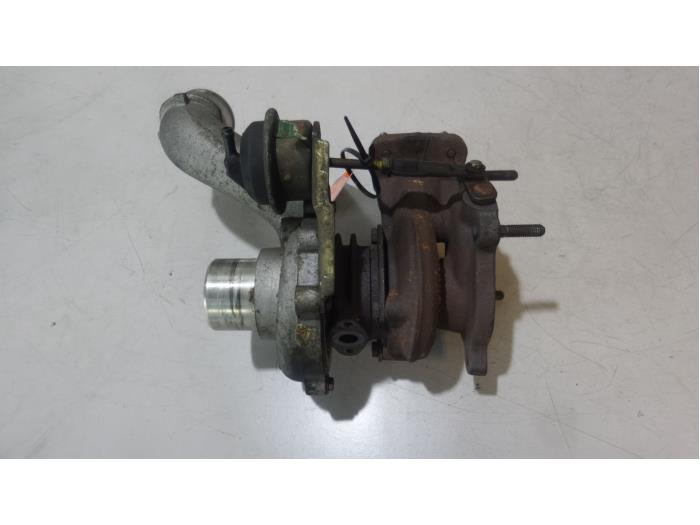 Gebrauchte Turbo Opel Movano Combi 2.2 DTI Preis auf Anfrage angeboten von Bongers Auto-Onderdelen Zeeland