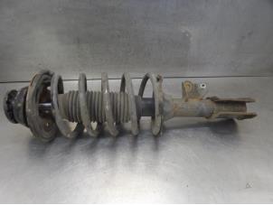 Used Front shock absorber rod, left Hyundai I10 Price on request offered by Bongers Auto-Onderdelen Zeeland