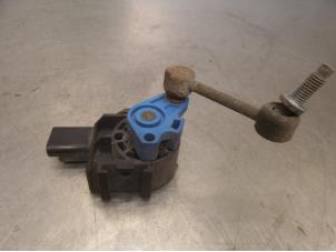 Used Anti-roll control sensor Peugeot 407 (6C/J) 2.7 HDi V6 24V Price on request offered by Bongers Auto-Onderdelen Zeeland