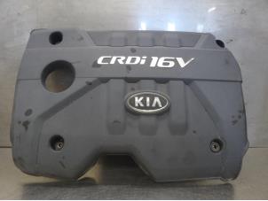 Used Engine cover Kia Rio II (DE) 1.5 CRDi VGT 16V Price on request offered by Bongers Auto-Onderdelen Zeeland