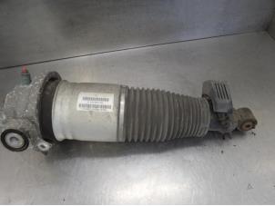 Used Rear shock absorber rod, left Porsche Cayenne (9PA) 3.2 V6 24V Price on request offered by Bongers Auto-Onderdelen Zeeland