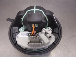 Used Heating and ventilation fan motor BMW 3-Serie Price on request offered by Bongers Auto-Onderdelen Zeeland