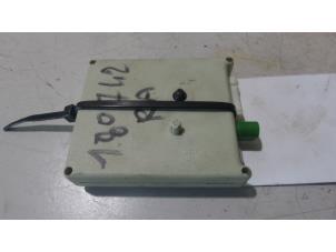 Used Antenna Amplifier Mini Mini Open (R57) 2.0 Cooper D 16V Price on request offered by Bongers Auto-Onderdelen Zeeland