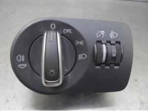 Used Light switch Audi A3 Price on request offered by Bongers Auto-Onderdelen Zeeland