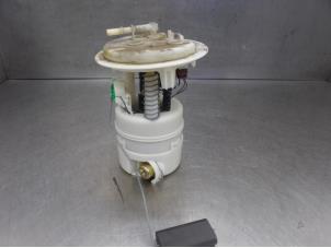 Used Electric fuel pump Citroen C4 Price on request offered by Bongers Auto-Onderdelen Zeeland