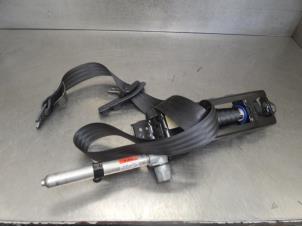 Used Front seatbelt, left Volvo S40 (MS) 1.6 D2 Price on request offered by Bongers Auto-Onderdelen Zeeland