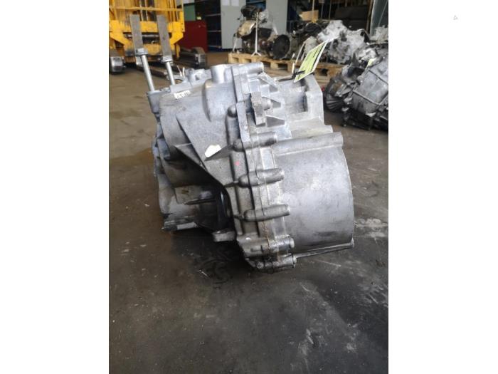 Gearbox from a Volkswagen Tiguan (5N1/2) 1.4 TSI 16V 4Motion 2009