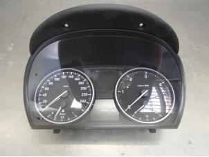 Used Odometer KM BMW 3 serie Touring (E91) 320d 16V Price on request offered by Bongers Auto-Onderdelen Zeeland