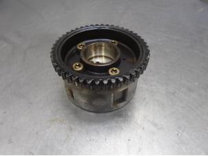 Used Camshaft sprocket Hyundai I30 Price on request offered by Bongers Auto-Onderdelen Zeeland