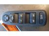 Electric window switch from a Citroën C5 III Tourer (RW) 2.2 HDiF 16V 173 DPFS 2009