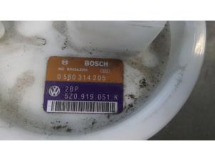 Usados Bomba eléctrica de combustible Volkswagen Fox (5Z) 1.2 Precio de solicitud ofrecido por Bongers Auto-Onderdelen Zeeland