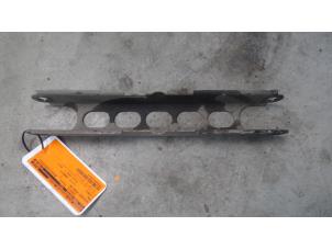 Used Lower wishbone, rear right BMW 1 serie (E87/87N) 118d 16V Price on request offered by Bongers Auto-Onderdelen Zeeland