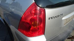 Usados Luz trasera izquierda Peugeot 307 Break (3E) 1.6 16V Precio de solicitud ofrecido por Bongers Auto-Onderdelen Zeeland