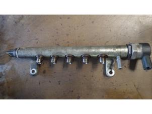 Used Fuel injector nozzle Mitsubishi Outlander Price on request offered by Bongers Auto-Onderdelen Zeeland