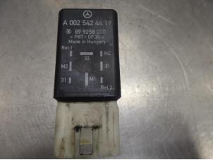 Used Cooling fin relay Mercedes Vito (639.6) 2.2 115 CDI 16V Price on request offered by Bongers Auto-Onderdelen Zeeland
