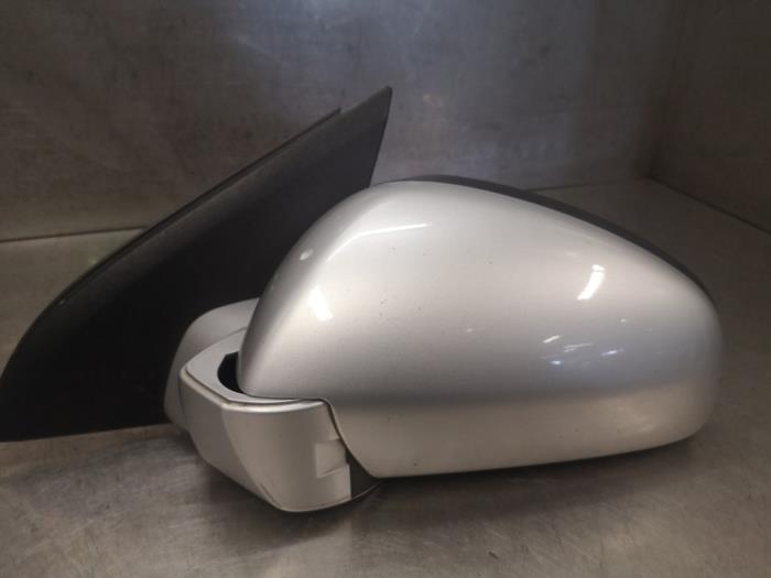 Wing mirror, left from a Opel Vectra 2005