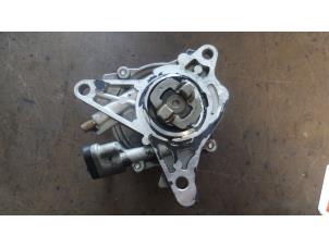 Used Vacuum pump (petrol) Fiat 500C (312) 1.2 69 Price on request offered by Bongers Auto-Onderdelen Zeeland