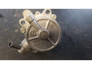 Used Vacuum pump (diesel) Mazda 6. Price on request offered by Bongers Auto-Onderdelen Zeeland