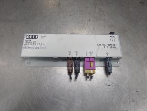 Used Antenna Amplifier Audi A4 Price on request offered by Bongers Auto-Onderdelen Zeeland