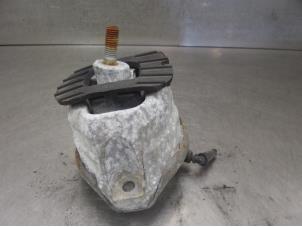 Used Engine mount BMW 5-Serie Price on request offered by Bongers Auto-Onderdelen Zeeland