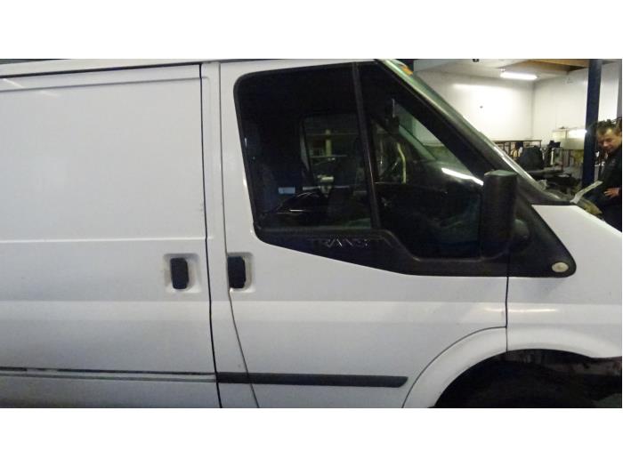 Door 2-door, right from a Ford Transit 2010