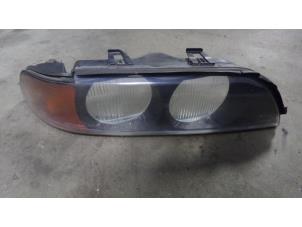 Used Headlight lens, right BMW 5-Serie Price on request offered by Bongers Auto-Onderdelen Zeeland