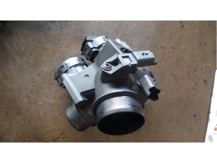 Throttle body from a Ford Focus 2007