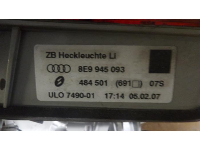 Rücklicht links van een Audi A4 2007