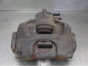 Used Front brake calliper, left Fiat Croma Price on request offered by Bongers Auto-Onderdelen Zeeland