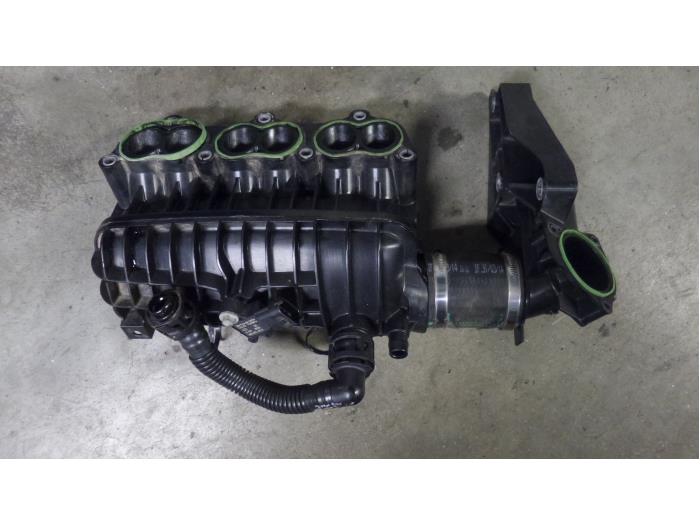 Używane Kolektor dolotowy Ford B-Max (JK8) 1.0 EcoBoost 12V 100 Cena na żądanie oferowane przez Bongers Auto-Onderdelen Zeeland
