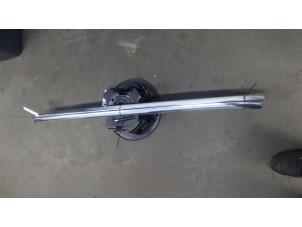 Used Roof rack kit Audi Q5 (8RB) Price on request offered by Bongers Auto-Onderdelen Zeeland