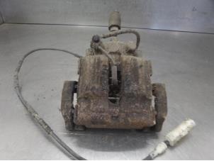 Used Rear brake calliper, right BMW 1-Serie Price on request offered by Bongers Auto-Onderdelen Zeeland