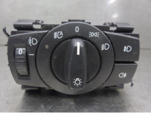 Used Light switch BMW 1-Serie Price on request offered by Bongers Auto-Onderdelen Zeeland