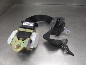 Used Front seatbelt, left BMW 1-Serie Price on request offered by Bongers Auto-Onderdelen Zeeland