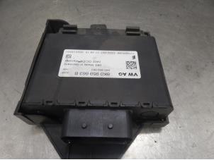 Used Voltage stabiliser Audi Q5 (8RB) Price on request offered by Bongers Auto-Onderdelen Zeeland