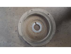 Used Crankshaft pulley Dacia Duster Price on request offered by Bongers Auto-Onderdelen Zeeland