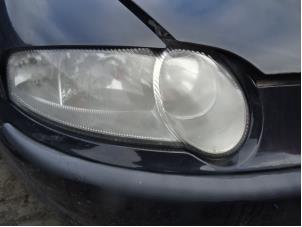 Used Headlight, right Alfa Romeo 147 (937) 1.6 Twin Spark 16V Price on request offered by Bongers Auto-Onderdelen Zeeland