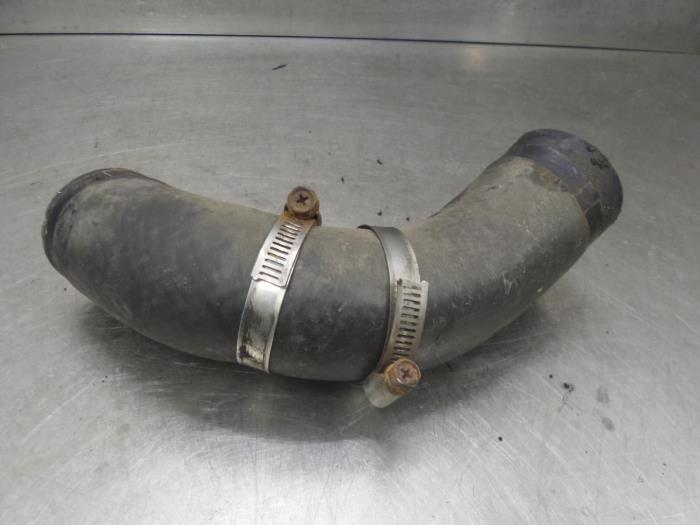 Gebrauchte Turboschlauch Toyota Auris (E15) 2.0 D-4D-F 16V Preis auf Anfrage angeboten von Bongers Auto-Onderdelen Zeeland