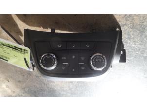 Used Heater control panel Opel Zafira Tourer (P12) 2.0 CDTI 16V 130 Ecotec Price on request offered by Bongers Auto-Onderdelen Zeeland