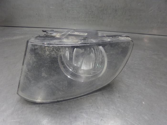 Fog light, front left from a BMW 3-Serie 2006