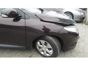 Used Front wing, right Renault Megane Price on request offered by Bongers Auto-Onderdelen Zeeland