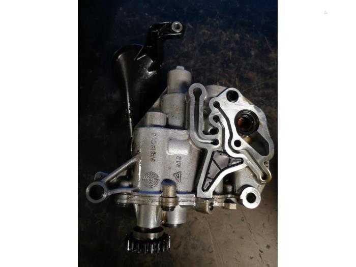 Ölpumpe Audi A3 Sportback (8PA), 2004 / 2013 1.8 TFSI 16V, Fließheck, 4-tr, Benzin, 1.798cc, 118kW (160pk), FWD, CDAA, 2008-07 / 2013-01, 8PA (Gebraucht)