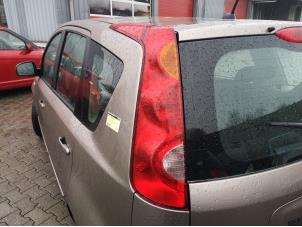 Used Taillight, left Nissan Note (E11) 1.5 dCi 86 Price on request offered by Bongers Auto-Onderdelen Zeeland