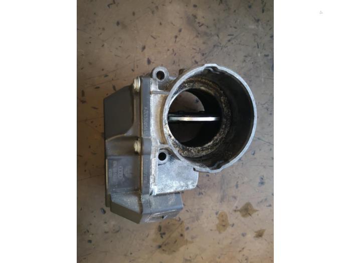 Usagé Boitier papillon Volkswagen Passat Variant (3C5) 1.9 TDI Prix sur demande proposé par Bongers Auto-Onderdelen Zeeland