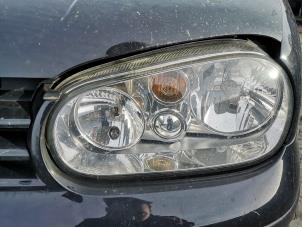 Używane Reflektor lewy Volkswagen Golf IV Variant (1J5) 1.4 16V Cena na żądanie oferowane przez Bongers Auto-Onderdelen Zeeland