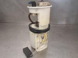 Used Electric fuel pump Volkswagen Lupo (6X1) 1.4 60 Price on request offered by Bongers Auto-Onderdelen Zeeland