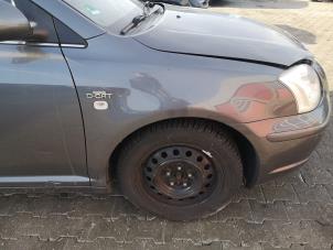 Used Front wing, right Toyota Avensis Wagon (T25/B1E) 2.2 D-4D 16V D-CAT Price on request offered by Bongers Auto-Onderdelen Zeeland