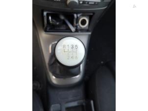 Usados Caja de cambios Toyota Avensis Wagon (T25/B1E) 2.2 D-4D 16V D-CAT Precio de solicitud ofrecido por Bongers Auto-Onderdelen Zeeland