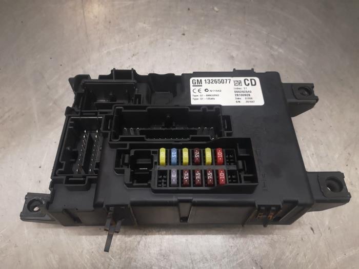 Fuse box Opel Corsa 13265077 DELPHI