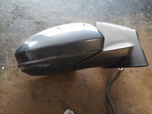Used Wing mirror, right Renault Megane IV Estate (RFBK) 1.3 TCE 160 16V Price on request offered by Bongers Auto-Onderdelen Zeeland